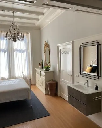 Downtown Apartment